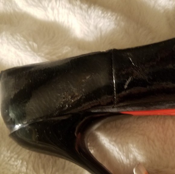 Sexy black heels with red bottom - Picture 3 of 5